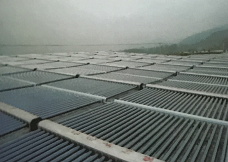 ���̰���